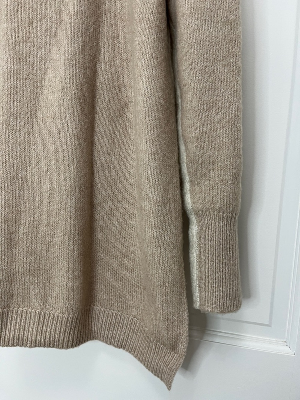 BB Dakota Steve Madden Study Date Two Toned Color Blocked Cardigan - Size Large - Picture 8 of 11